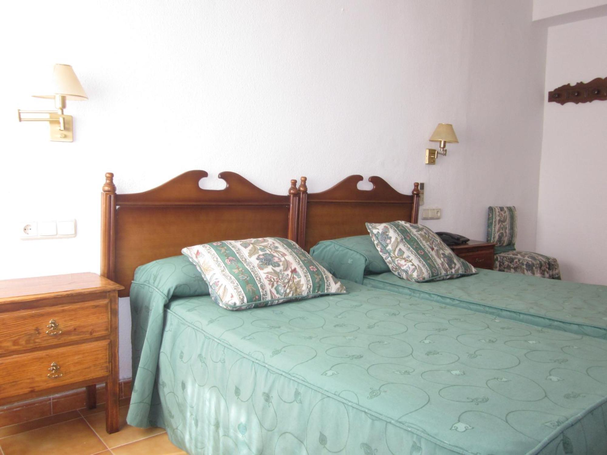 Hotel Mulhacen Γκουαδίξ Δωμάτιο φωτογραφία