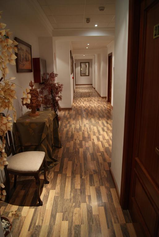 Hotel Mulhacen Γκουαδίξ Εξωτερικό φωτογραφία
