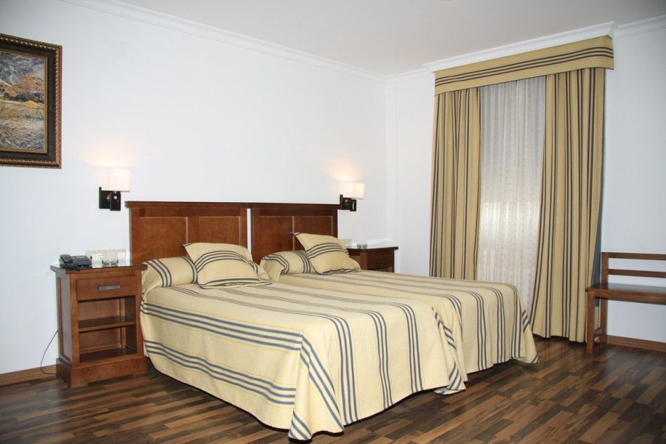 Hotel Mulhacen Γκουαδίξ Εξωτερικό φωτογραφία
